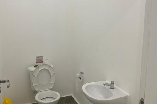 SALA COMERCIAL – 11 – RUA ANTÔNIO AGGIO